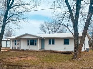 3464 & 3458 Britton Rd N, Kaiser, MO 65047