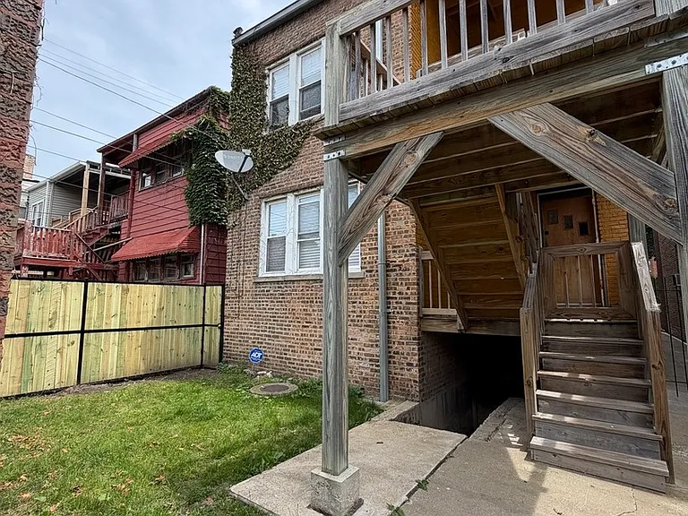 8040 S Rhodes Ave #1 — Photo 13