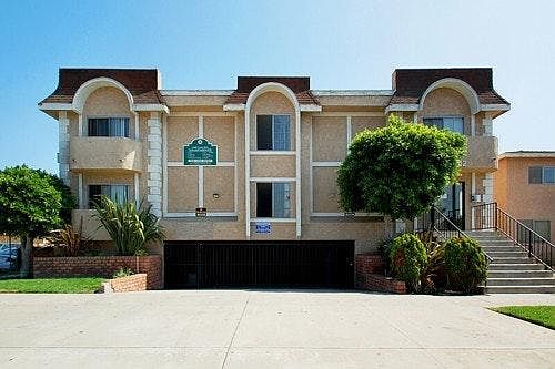 2nd image of 12602 Venice Blvd APT 111
