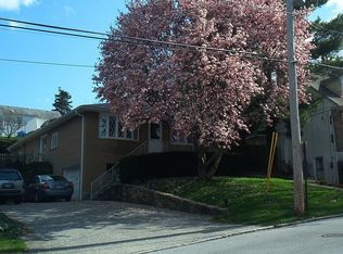 136 Springfield Ave, Bala Cynwyd, PA 19004