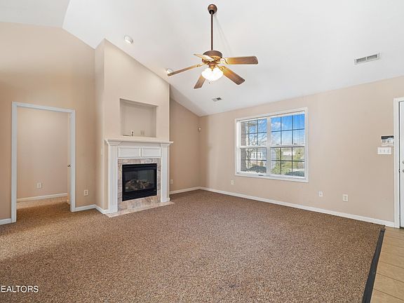 4th image of 2312 Honey Grove Ln