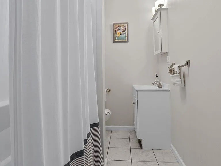303 Kathleen St — Photo 21