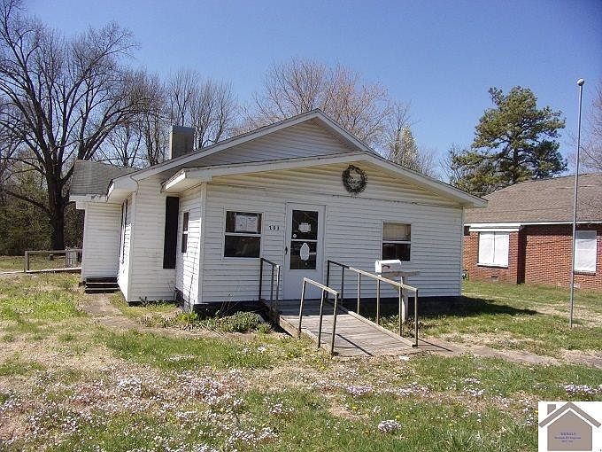 1st image of 203 N 17th St