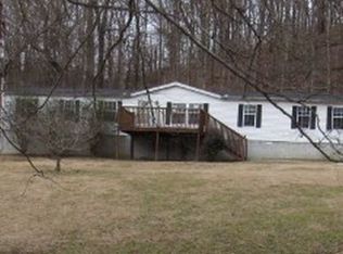 805 Rogues Fork Rd, Bethpage, TN 37022