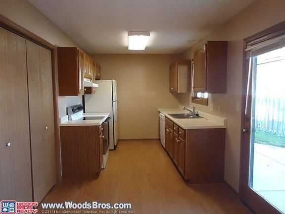 3rd image of 1648 W S St