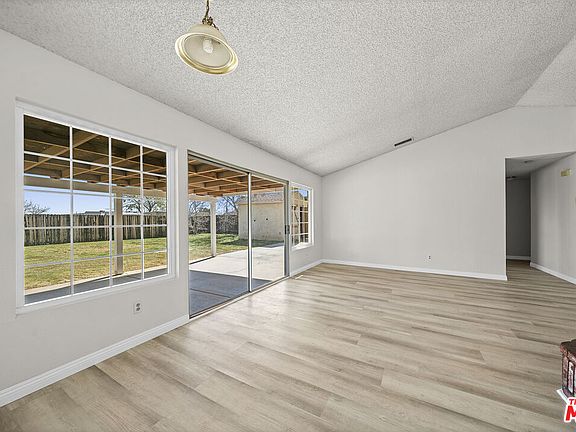 5th image of 12953 Sundown Rd