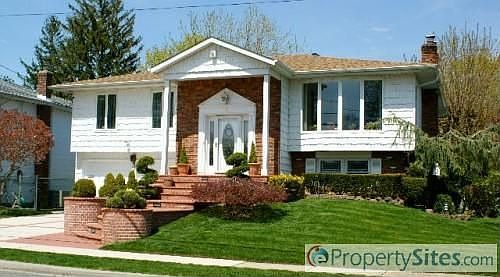 1st image of 811 Marilyn Ln