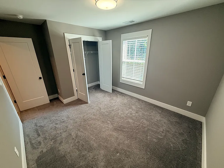 4 Plum Dr — Photo 21