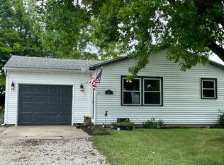 407 Meadow Cir, Saint Joseph, IL