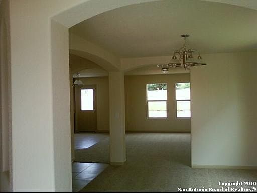 3rd image of 10311 Royal Este