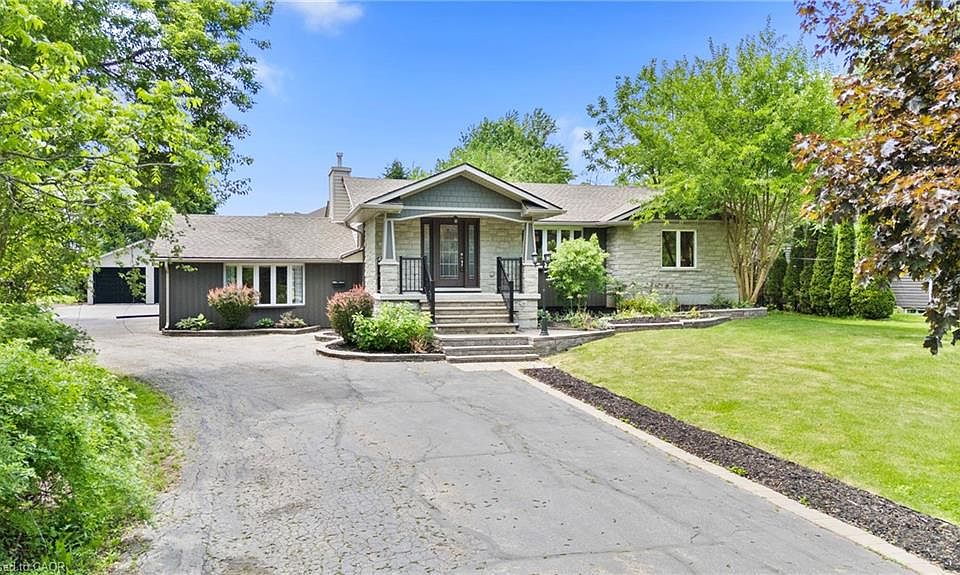 1st image of 404 Hamilton Dr