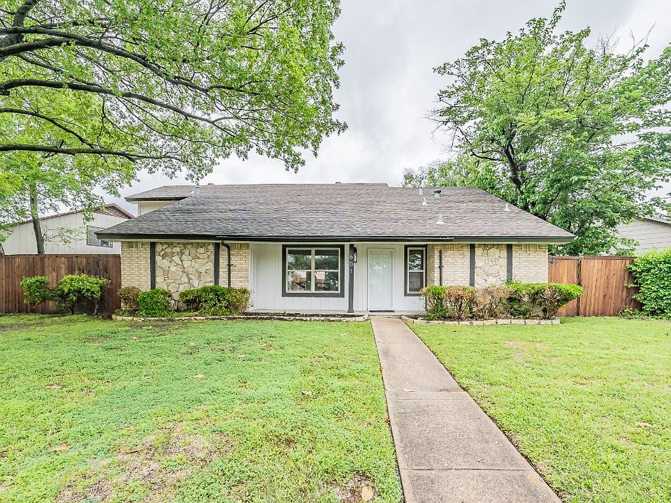 1st image of 601 Perdido Dr