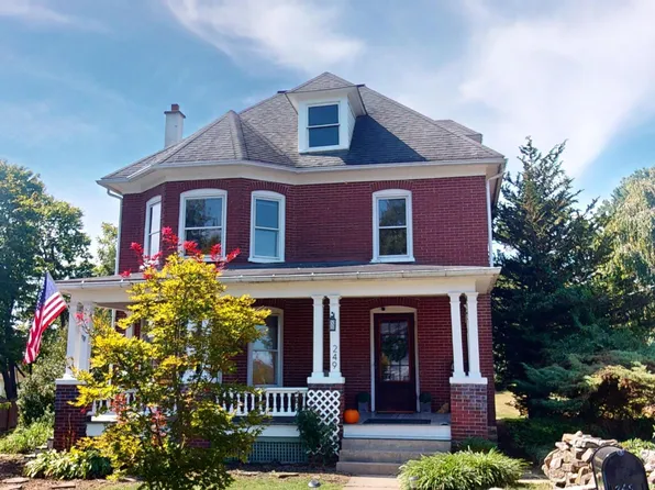 249 Antes Fort Main St, Jersey Shore, PA 17740