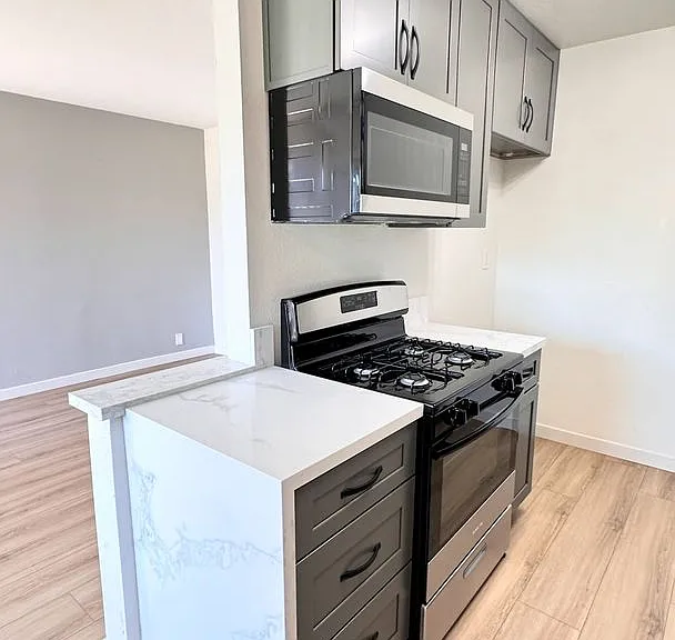 12702 Flower St. — Photo 5