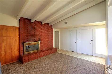 4th image of 673 E Sunset Dr N