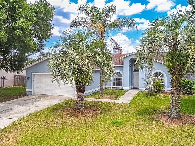 5126 Martinique Dr — Photo 22