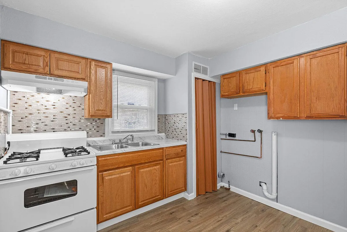Property Photo - 251 Elbring Dr