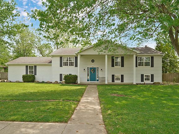 3rd image of 4626 S Ridgecrest Drive