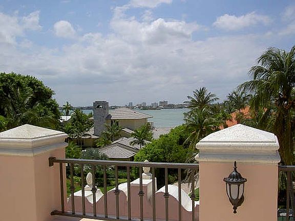 3rd image of 227 Bal Bay Dr