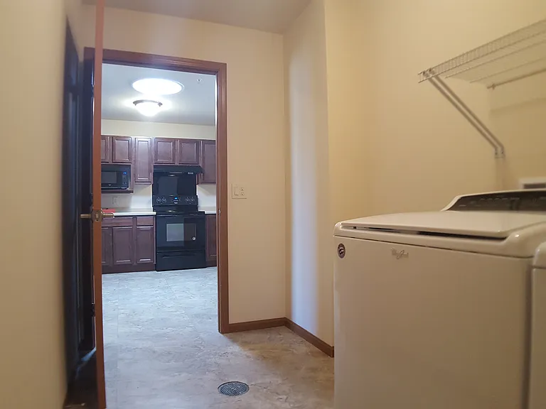 200 Buehler Ave #10 — Photo 13