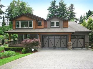 9423 114th Ave NE, Kirkland, WA 98033