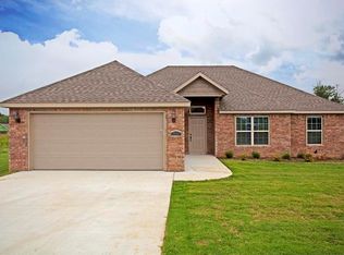 2091 Fields Cv, Pea Ridge, AR 72751