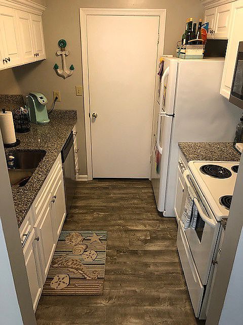 1st image of 3556 Brigita Ct