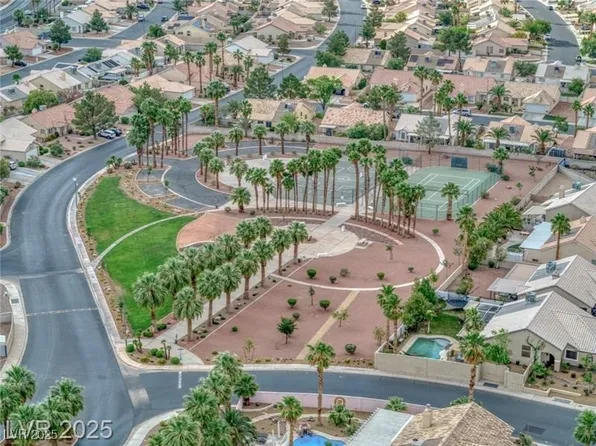4562 Bellbluff St, Las Vegas, NV 89122