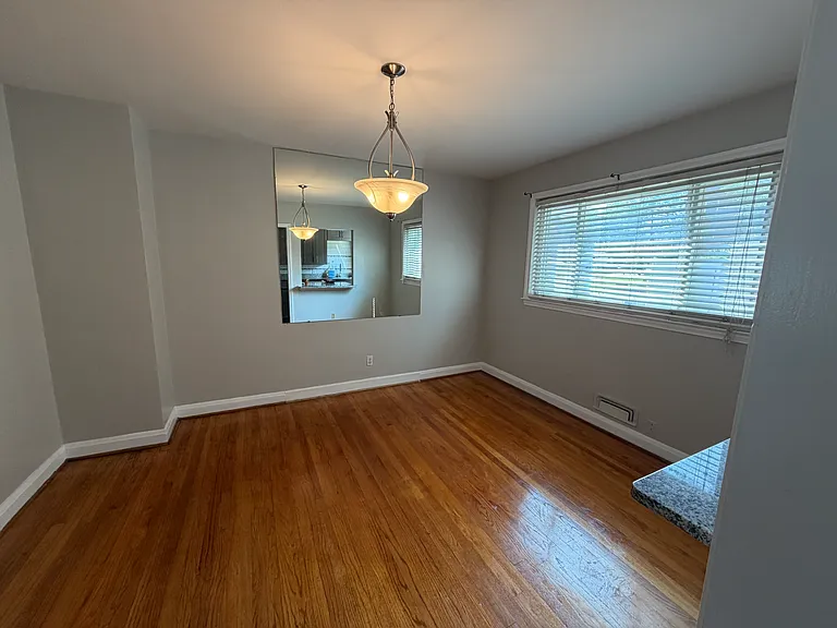 1506 N Forest Park Ave — Photo 9