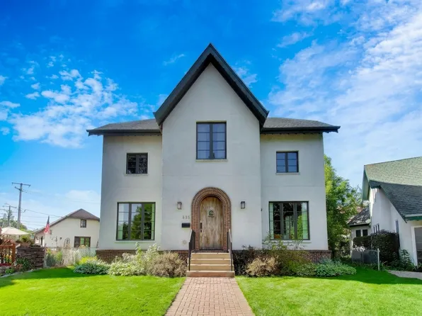 535 Cedar St, Park Ridge, IL 60068