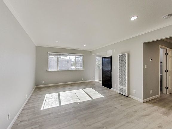 5th image of 2240 Angela Ct APT 8