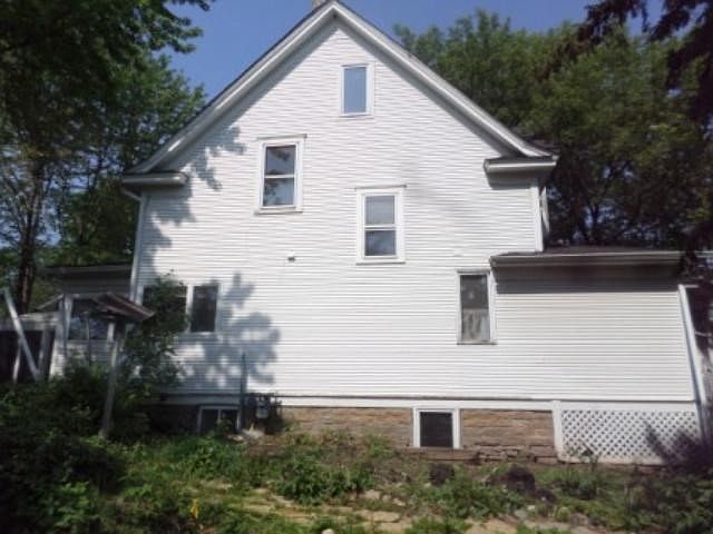 2nd image of 8229 Medicine Lake Rd