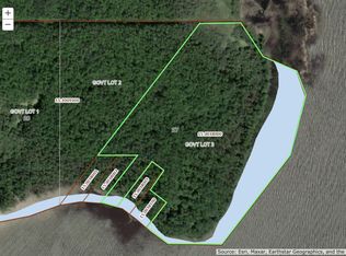 Elm Dr, Warroad, MN 56763