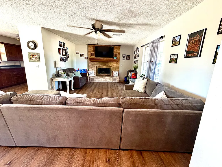 1004 N Dryden Cir — Photo 9
