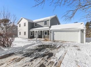 42 Hillview Rd, Gorham, ME 04038