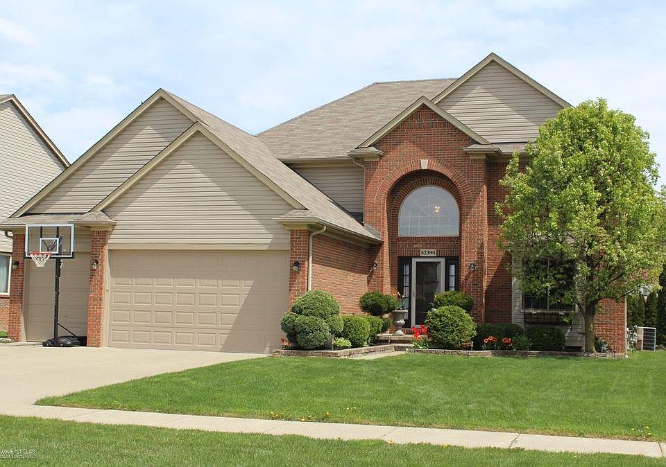 1st image of 52390 Creek Ln