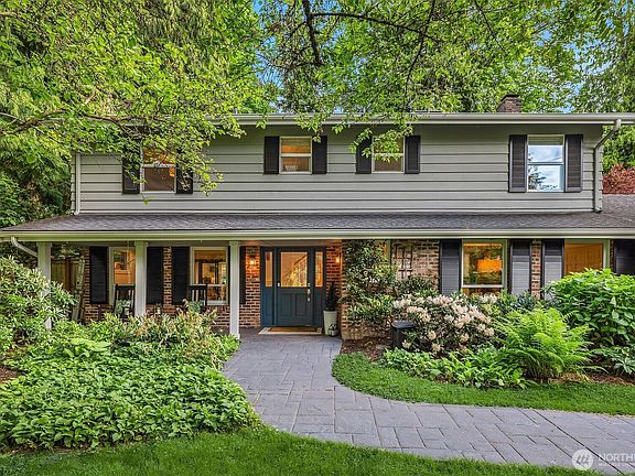 3rd image of 8437 SE 62nd Street