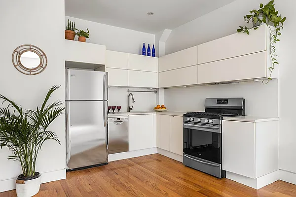 Sold by Corcoran | media 8