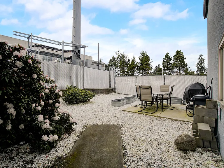 Edmonds 28 — Photo 15