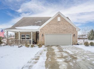 2609 Deer Creek Dr, Anderson, IN 46011