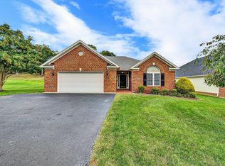 1613 Edgebrook Rd, Salem, VA 24153