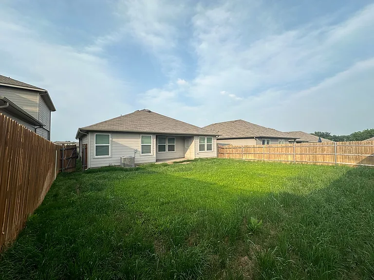 15205 Siberian Elm Ln — Photo 26