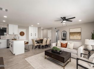 926 W Angela Dr, Phoenix, AZ 85023