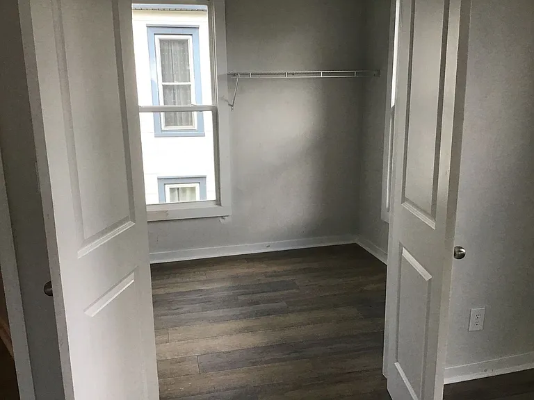 607 N High St — Photo 10