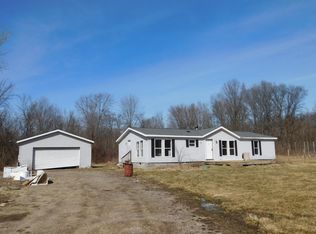 1019 108th Ave, Plainwell, MI 49080