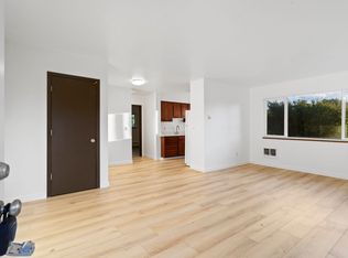 1910 SE Stark St APT 9, Portland, OR 97214