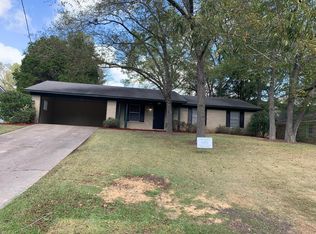 403 Crestview Dr, Clinton, MS 39056