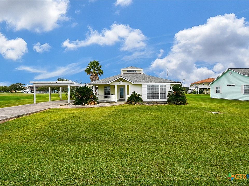 1st image of 1723 W Bayshore Dr