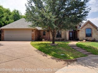 6501 Ridgmar West Ct, Fort Worth, TX 76116