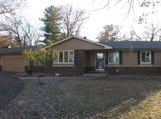 1202 9th Ave E, Menomonie, WI 54751
